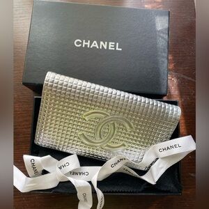 CHANEL Matelasse Chocolate Bar Rare Metallic Zip Around Wallet or Clutch
